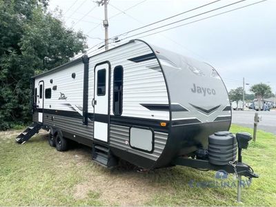 2024 Jayco Jay Flight — front three-quarter view
