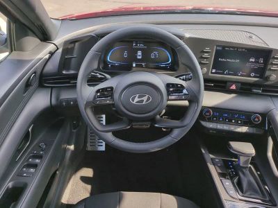 2026 Hyundai ELANTRA — photo 17 view
