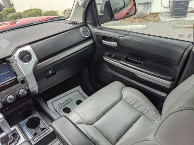 2020 Toyota Tundra — photo 16 view