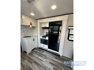 2025 Jayco Jay Feather Air - Photo 16