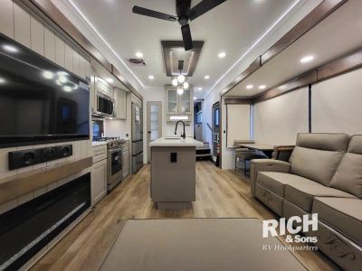 2025 Sea Ray 6.2LMPI DTS - Photo 13