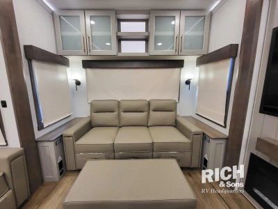 2025 Sea Ray 6.2LMPI DTS - Photo 11