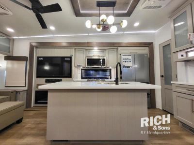 2025 Sea Ray 6.2LMPI DTS - Photo 14
