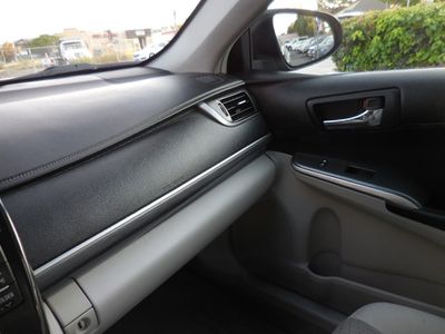 2012 Toyota Camry Hybrid - Photo 23
