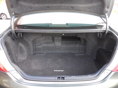 2012 Toyota Camry Hybrid - Photo 26