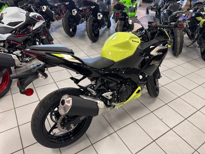 2026 Kawasaki Ninja 500 ABS - Photo 4