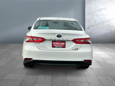 2020 Toyota Camry - Photo 3