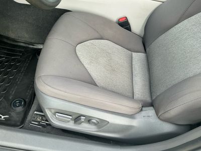 2020 Toyota Camry - Photo 7