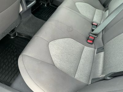 2020 Toyota Camry - Photo 6