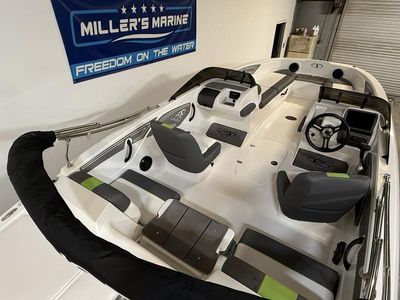 2024 Tahoe T21 - Photo 7