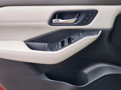 2023 Nissan Rogue - Photo 16