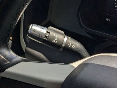 2021 Land Rover Defender 110 — photo 24 view