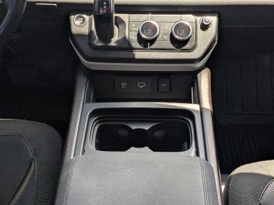 2021 Land Rover Defender 110 — photo 18 view
