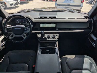 2021 Land Rover Defender 110 — photo 14 view