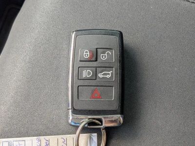 2021 Land Rover Defender 110 — photo 31 view