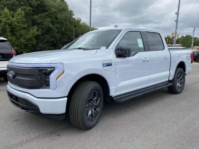 2025 Ford F-150 Lightning - Photo 7