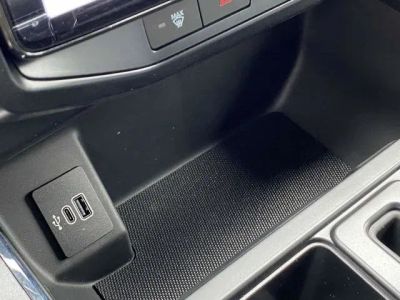 2025 Ford F-150 Lightning - Photo 19