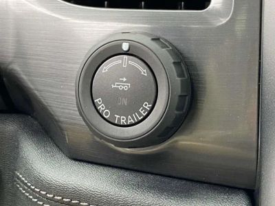 2025 Ford F-150 Lightning - Photo 17