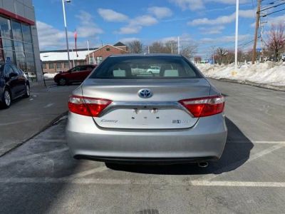2017 Toyota Camry Hybrid XLE - Photo 5