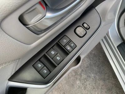 2017 Toyota Camry Hybrid XLE - Photo 14