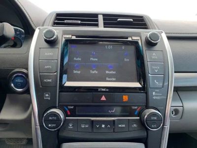 2017 Toyota Camry Hybrid XLE - Photo 21