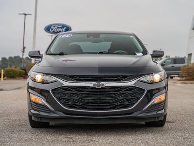 2022 Chevrolet Malibu - Photo 2