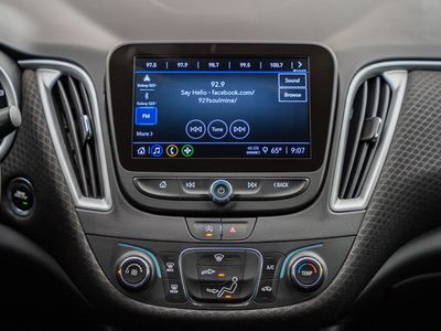 2022 Chevrolet Malibu - Photo 33