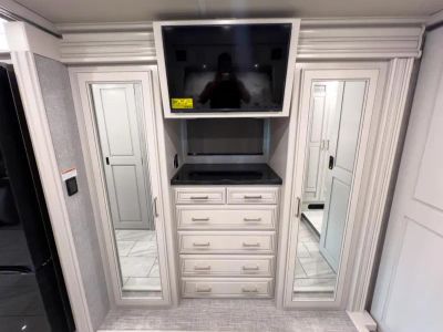 2026 Fleetwood DISCOVERY LXE - Photo 40