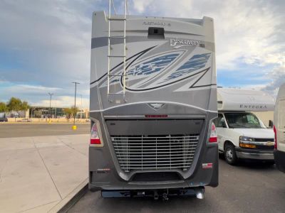 2026 Fleetwood DISCOVERY LXE - Photo 13