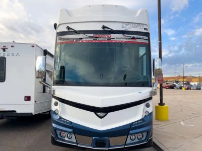 2026 Fleetwood DISCOVERY LXE - Photo 1