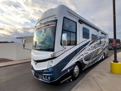 2026 Fleetwood DISCOVERY LXE - Photo 2