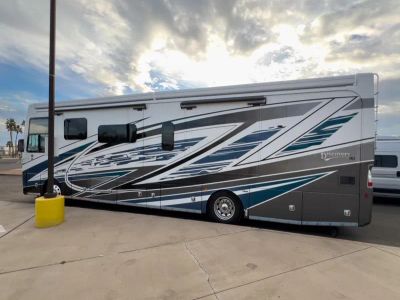 2026 Fleetwood DISCOVERY LXE - Photo 3