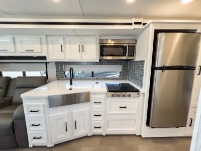 2023 Coachmen ENCORE - Photo 8
