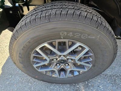 2025 Jeep Wrangler — photo 9 view
