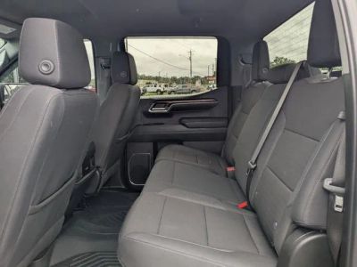 2024 Chevrolet Silverado 1500 — photo 14 view