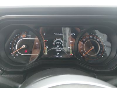 2025 Jeep Wrangler — photo 14 view