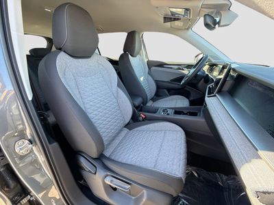 2026 Volkswagen Tiguan — photo 15 view