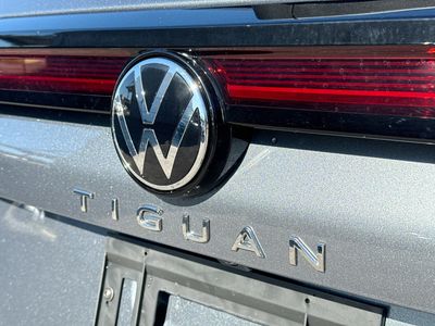 2026 Volkswagen Tiguan — photo 11 view