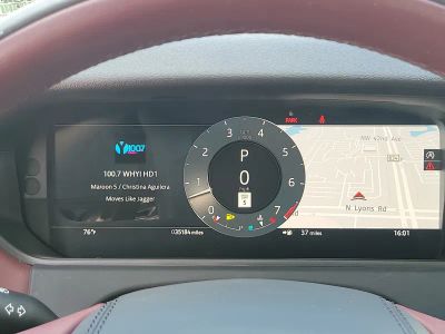 2024 Land Rover Range Rover Velar — photo 28 view