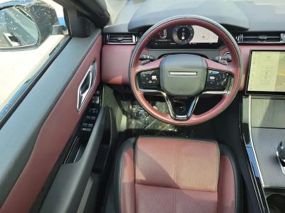 2024 Land Rover Range Rover Velar — photo 15 view