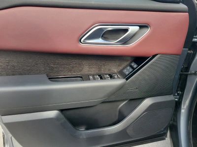 2024 Land Rover Range Rover Velar — photo 18 view