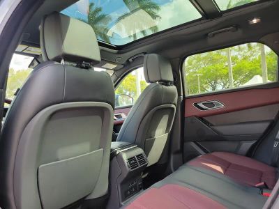 2024 Land Rover Range Rover Velar — photo 13 view