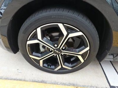 2023 Kia Niro — photo 10 view