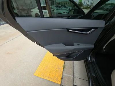2023 Kia Niro — photo 22 view