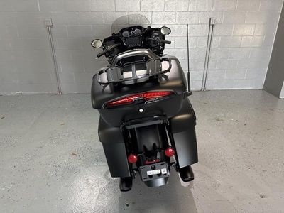 2025 Indian Motorcycle Pursuit Dark Horse w/PowerBand Audio Black Smoke - Photo 4