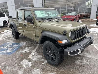 2026 Jeep Gladiator JTJL98 — front three-quarter view