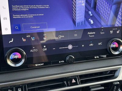 2024 Lexus RX — photo 17 view