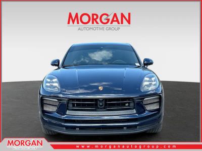 2022 Porsche Macan — photo 8 view
