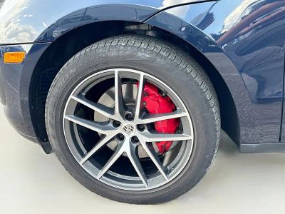 2022 Porsche Macan — photo 41 view
