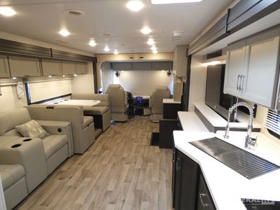2026 Thor Motor Coach Palazzo GT - Photo 6